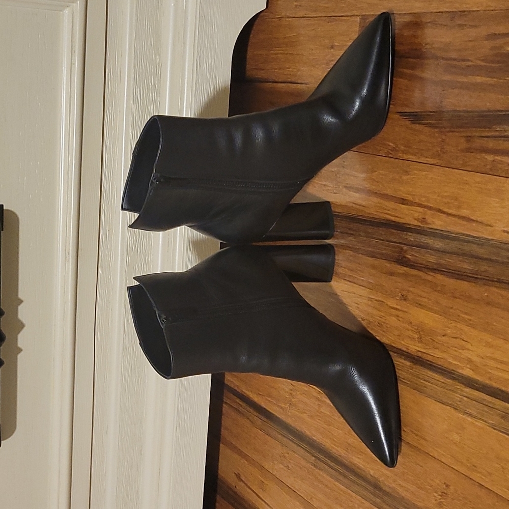 Kendall and Kylie leather boots - Picture 2 of 4